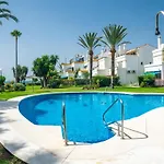 Vakantiehuis Spacious Beachfront