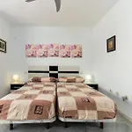Spacious Beachfront * Estepona