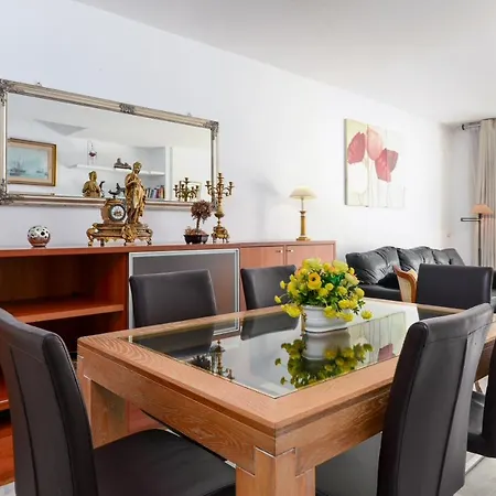 Spacious Beachfront Estepona