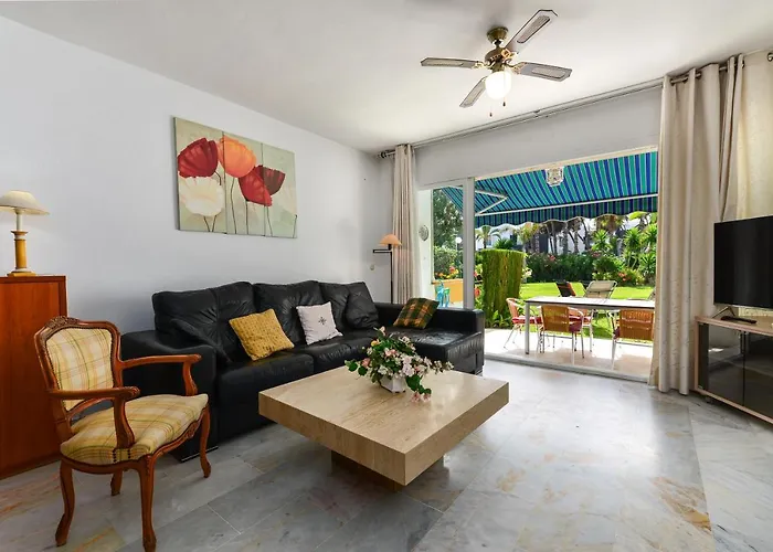 Spacious Beachfront *