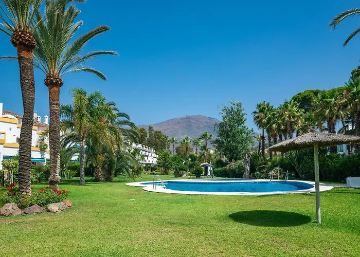 Spacious Beachfront Естепона